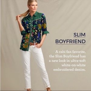 CAbi #5490 White Slim Boyfriend Woodstock Embroidered Floral Jeans Size 2